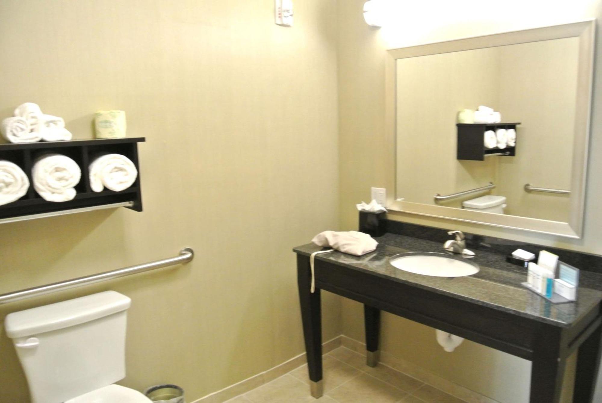 Hampton Inn Carrizo Springs Exterior photo